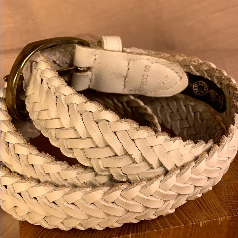Lady Canterbury braided white leather EUC belt